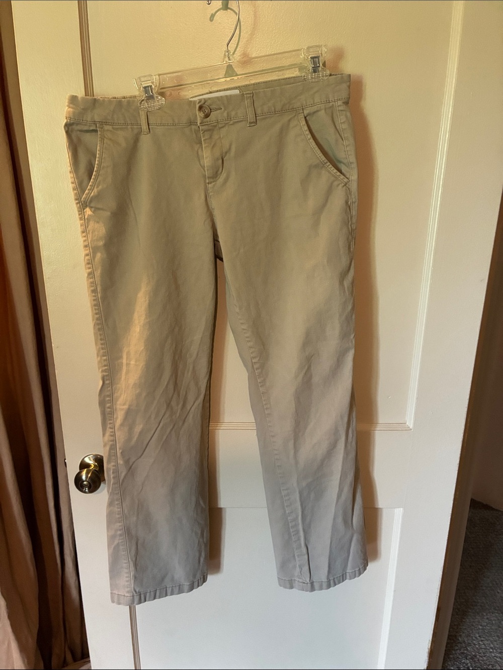 Classic Women's Beige Straight-Leg Twill pants